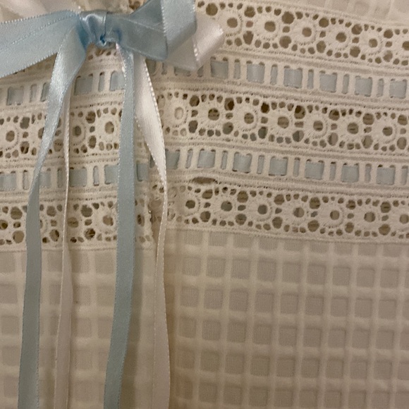 VINTAGE WHITE ROBE - Picture 8 of 8